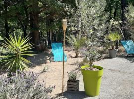 Mon petit coin sous les pins, hotel cerca de Zoo du Bassin d'Arcachon, La Teste-de-Buch