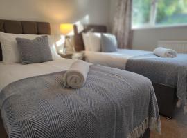Piping Green 5 bedroom House, hotel familiar en Winchester