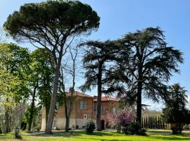 CHATEAU DU GO, hotel en Albi