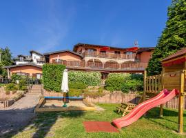 Apartment Residenza Agrifoglio-18 by Interhome, Hotel in Luino