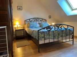 Chez MARLENE, ξενοδοχείο σε Quettehou