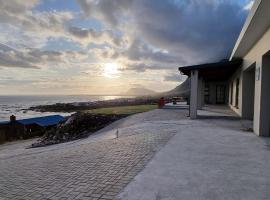 Jock's View, casă de vacanță din Bettyʼs Bay