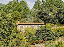 Casa Rural en Candeleda con piscina y un maravilloso jardín