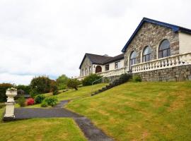 Beautiful House on Wild Atlantic Way - 6 bedrooms, holiday home sa Kenmare