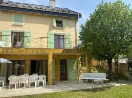 Belle maison au centre de Villard de Lans avec grande terrasse et jardin - FR-1-515-4