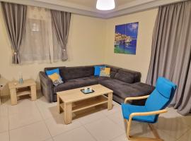 comfy center rodos - sweethome โรงแรมในAsgourou