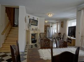 Willa Raj - Apartamenty nad jeziorem KA-BOATS, holiday rental in Rajgród