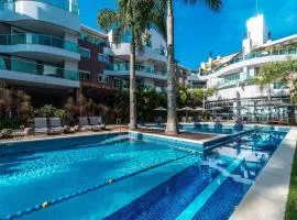 Boulevard 308B - Excelente cobertura em condomínio de luxo no centro de Bombinhas - Piscina - Jacuzzi - Academia - Portaria 24h - (Consultar serviços de roupa de cama e banho)