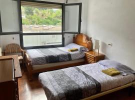 Luminosa habitación, accommodation in Mondragón