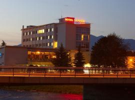 Hotel Janosik, hotel poblíž významného místa Liptovská Mara, Liptovský Mikuláš