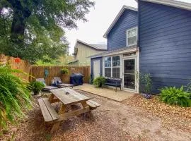 A-Frame Retreat in Pensacola, 10 Mi to Dtwn