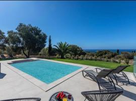 Avithos Blue Villas, villa en Svoronata