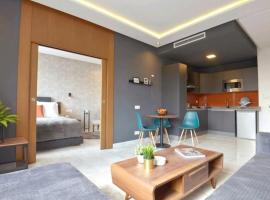 B-LIVING LUXURY APARTMENTS, luxury hotel in Casablanca