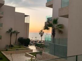 Appartement très Haut standing vue sur mer à Mohammedia, proprietate de vacanță aproape de plajă din Mohammedia