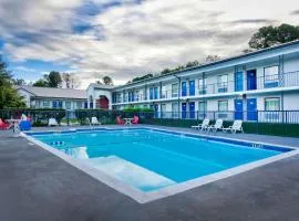 Motel 6-Gainesville, GA