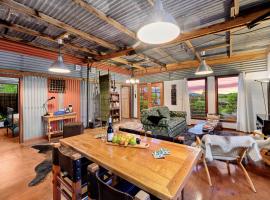 Sunset Cottage - Yarra Valley, hotel in Healesville