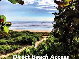 Iluminar Beachfront Suites, aparthotel v destinaci Nosara