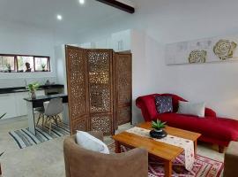 MaeStorm GardensAfrican apartement, villa en East London