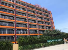 Mai Khao Beach Apartments -MBC-, serviced apartment in Ban Bo Sai Klang