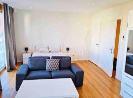 Lovely New Studio in Kirchberg - G, apartament a Luxemburg