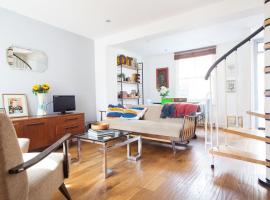 NAVAL COTTAGE IN THE HEART OF ROYAL GREENWICH