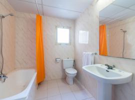 Apartamento bonito en Salou con piscina