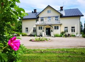 Disponentparken Café och Bed & Breakfast, отель типа «постель и завтрак» в городе Grängesberg