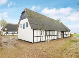 One-Bedroom Holiday home in Faaborg, hotell i Bøjden