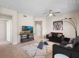 COZY 2BR/2BA ! 5MINtoDisney ! AngelStadium!HondaCenter