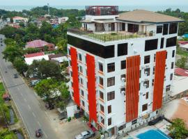 Aya Hotel & Residences, hotel v destinaci Loculan