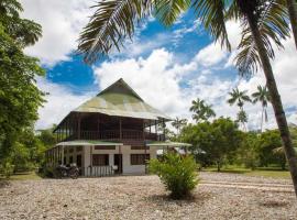 Casa Finca Villa Laura, cabana o cottage a Leticia