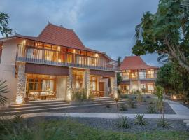 Amrani Diamond Beach Villas & Pool, hotel in Nusa Penida
