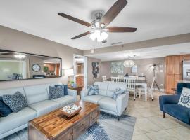 Anglers Cove 306, apartment in St. Pete Beach