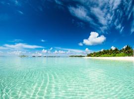 Absolute Beachfront Villas, hotel in Baan Tai