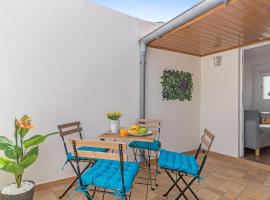 Home2Book Charming Attic Arucas Center, Terrace, apartman u gradu Arukas