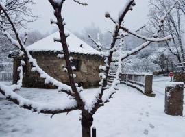 Kotedža Chozos Rurales El Solitario pilsētā Baņosa de Montemajora