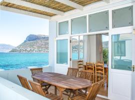 Baytree Beach House, location de vacances à Kalk Bay