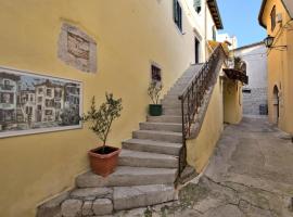 Apartment Stari Grad, ξενοδοχείο σε Lovran
