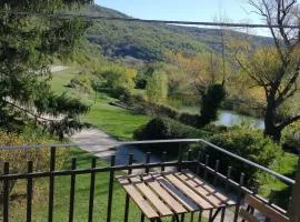 Apartment with views of the surrounding nature