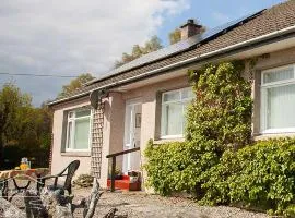 Hill View Cottage - near Aviemore