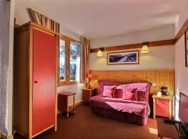 Studio-cabine 4 pers, proche pistes et commerces, balcon, piscine, 3 cristaux Paradiski - FR-1-455-27
