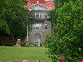 St Joseph Farmstead ที่พักให้เช่าในนอร์ทลิตเติลร็อค