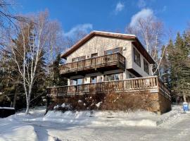 Chalet «L'Autrichien» de Charlevoix, alquiler vacacional en la playa en Petite-Rivière-Saint-François