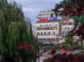 Residence iL Lago, hotel v mestu Cluj-Napoca