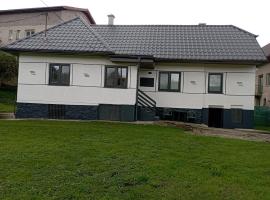 Privát pod Uhliskom, hotel v destinaci Dúbrava