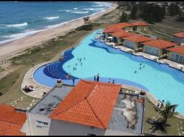 Hotel Búzios Resort com Entretenimento, ξενοδοχείο σε Μπούζιους