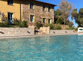 Agriturismo Is Conchisceddas، إقامة مزارع في Gonnosfanàdiga