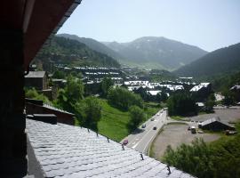 Apartment Gran Sol El Tarter - HUT 7596, hotel v destinaci El Tarter