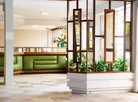 HOTEL DOMHOF