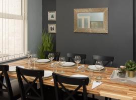 147 The Residence, 5 bedrooms- Free parking, three-star hotel in Belfast